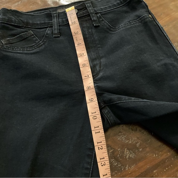 Black Jeans Rock and Republic Skinny Distressed Size 2 - Picture 9 of 10